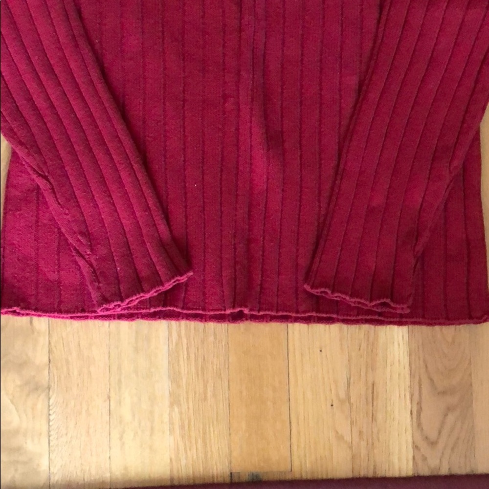 Sweater - Picture 3 of 4